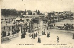 CPA Parc de Saint Cloud Grille d entree de la place d armes 