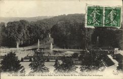 VINTAGE POSTCARD Holy Cloud the Jean Basin and the Basin of the Horseshoe