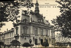 VINTAGE POSTCARD Levallois Perret Town hall