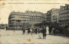 POSTAL Levallois Perret de la VENDIMIA el jardin del ayuntamiento y del Bandstand Enfants