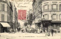 Calle de Levallois Perret de la POSTAL de la VENDIMIA del tabaco de Cormeille