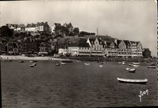 MODERN CARD Cancale the Gambetta Quay and Hotels