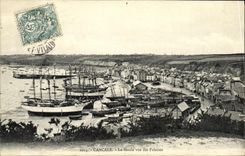 CPA Cancale La Houle vue des Falaises Bateaux