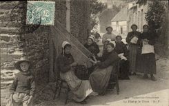 VINTAGE POSTCARD Cancalaises Industries the Net and Knitting TOP