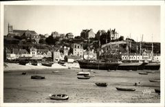 MODERN CARD Cancale View Boats