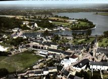 CPM Chatillon En Vendelais Le Centre Et l Etang Vue Aerienne