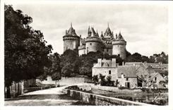 CPM Combourg Chateau 