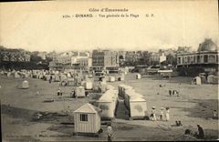CPA Dinard Vue Generale de la plage 