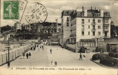 CPA Dinard La Promenade des Allies