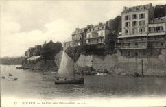 La POSTAL Dinard de la VENDIMIA el asimiento hacia Bric tiene hotel de Bellevue del barco de Brac