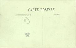 VINTAGE POSTCARD Dinard the Hold Of the green high speed motorboats