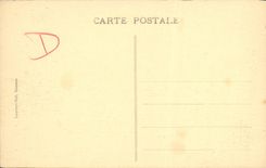 VINTAGE POSTCARD Dinard the Hold has low water and the Roads Boats