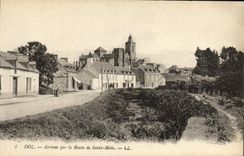 VINTAGE POSTCARD Fraud Arrived By the Road of Malo Saint