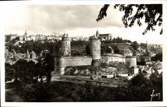 CPM Fougeres Le Chateau et la Ville Haute