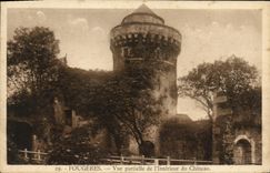 CPA Fougeres Vue Partielle de l lnterieur du Chateau