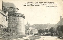 CPA Fougeres Tour Surienne et rue du Chateau