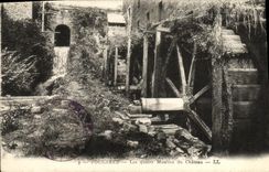 CPA Fougeres Les quatre Moulins du Chateau