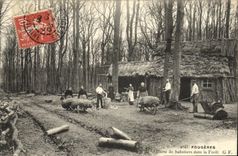 CPA Fougeres Hutte de Sabotiers dans la Foret TOP