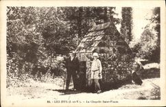 VINTAGE POSTCARD Iffs La Chapelle Holy Hackney carriage