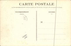 Castillo de Ize de la POSTAL de la VENDIMIA de la madera de Cornille el ataque frontal