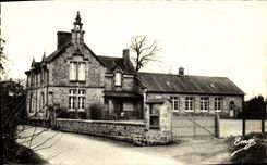 MODERN CARD Marcille Raoul L School and the Mayor