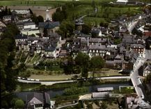 CPM La Bretagne Montfort Sur Meu Le Centre Vue aerienne