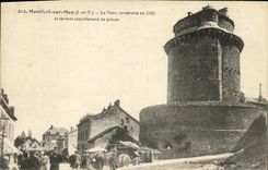 CPA La Bretagne Montfort Sur Meu La Tour Construite en 1389 Prison