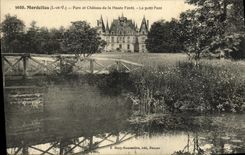 VINTAGE POSTCARD Mordelles Park and Castle of High the Drill the small bridge