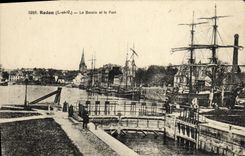 VINTAGE POSTCARD Redon the Basin and the Port Sailing Boat