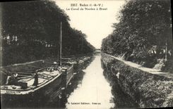 VINTAGE POSTCARD Redon the Canal of Nantes has Brest Bateaux barges