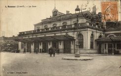 VINTAGE POSTCARD Rennes Train station
