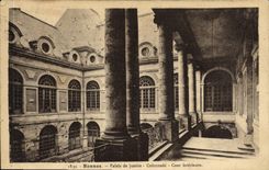 VINTAGE POSTCARD Rennes Law courts Colonnade Interior Court