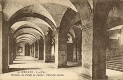 VINTAGE POSTCARD Interior Rennes of the Law courts Room of the Guards