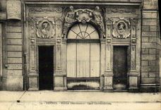 VINTAGE POSTCARD Rennes House Renissance Quay Chateaubriant