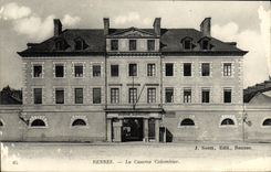 CPA Rennes La Caserne Colombier Militaria