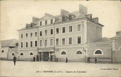 CPA Rennes Caserne du Colombier Quartier d artillerie Militaria