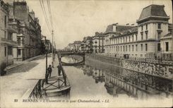 CPA Rennes L Universite et le Quai Chateaubriand