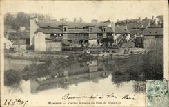 VINTAGE POSTCARD Rennes Old women Houses of the Bridge of Cyr Saint