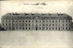 CPA Rennes quartier Foch Militaria