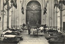 VINTAGE POSTCARD Rennes the village hall of the cerlce Paul Bert Military hospital militaria