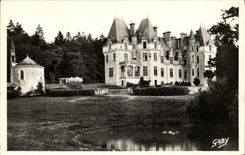 CPM Renac Le Chateau du Brossoy la Chapelle et la Piece d eau