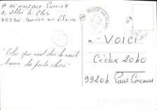 POSTAL MODERNA Servon en sitio para acampar desagradable del perro de la vaca