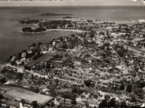 MODERN CARD Holy Briac on Sea View