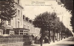 Bulevar santo Albert Lacroix de Enogat de la POSTAL de la VENDIMIA y hotel Michelet