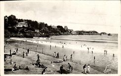 VINTAGE POSTCARD Holy Lunar a corner Beach and point of Take off