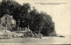 El St Meloir de Vaulerault de la POSTAL de la VENDIMIA de las ondas la casa de la fila tiene mar abierto