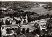 CPM St Pern Vue aerienne du Noviciat des Petites soeurs des Pauvres