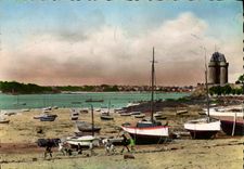 CPM Saint Servan Tour Solidor Port St pierre
