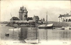 VINTAGE POSTCARD Holy Servan the hold and the Tower solidor Boat