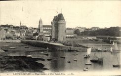 CPA Saint Servan Tour Solidor et Port Saint Pere